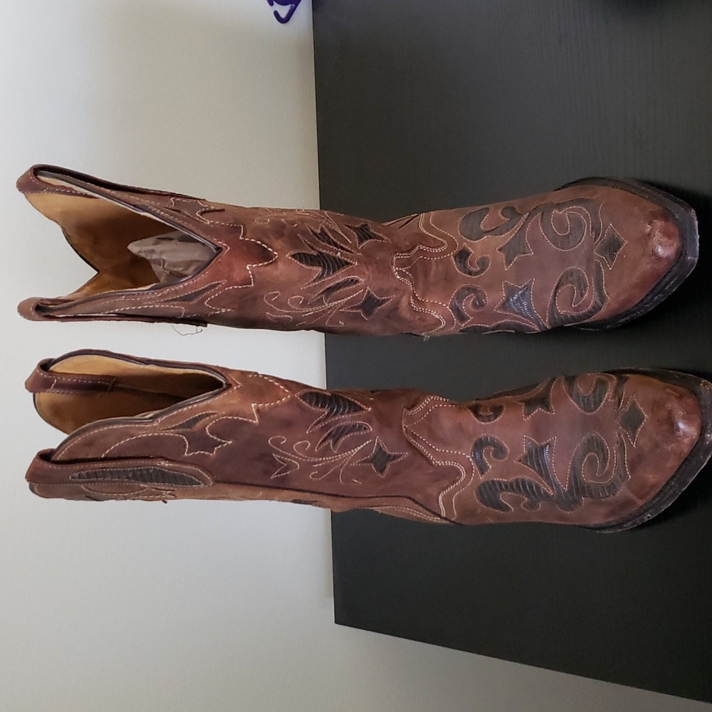 JB Dillon western boots women's sz.8.5B. Pre-owned.  Brown& tan goat leather